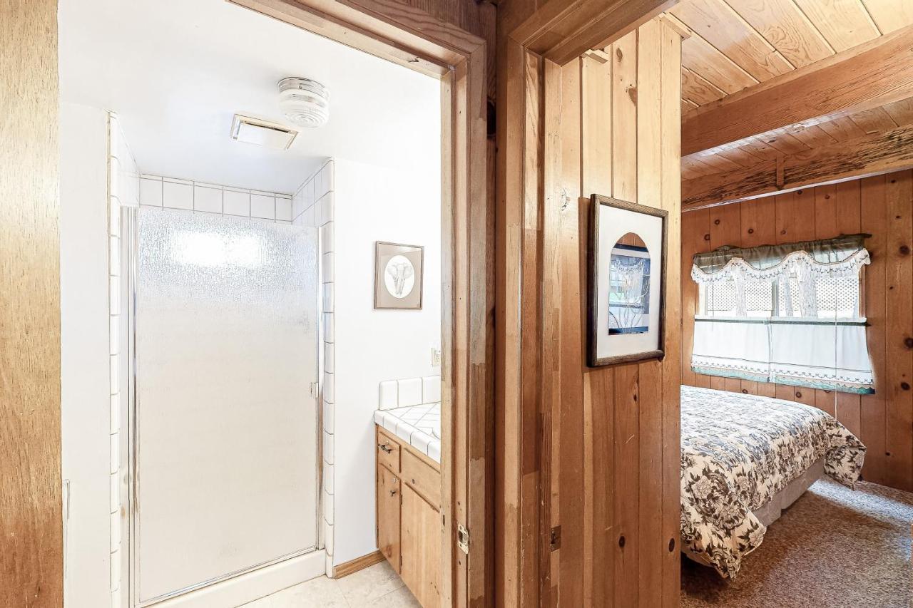 Lancaster Cabin Bass Lake Luaran gambar